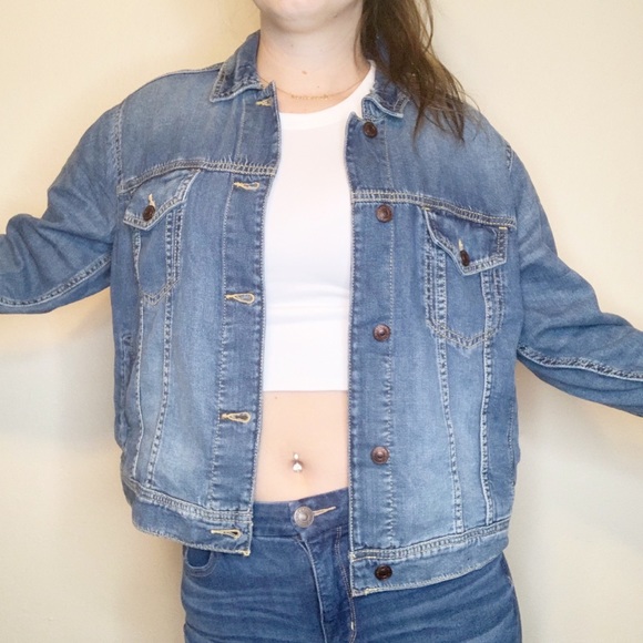 RED FLORAL LACE Patterned Distressed Denim Jacket - Picture 6 of 7